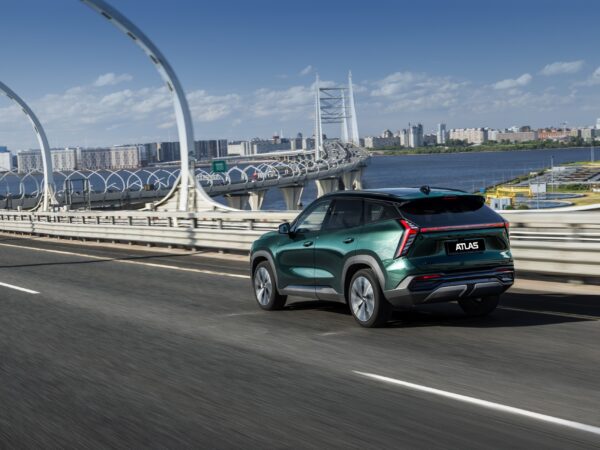 Geely Atlas: история успеха и новый уровень технологий