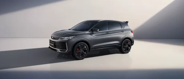 Geely Coolray получил белый и серый варианты окраски кузова